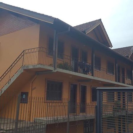 Apartamento Com Otimo Custo - Beneficio No Centro De Canela Buitenkant foto